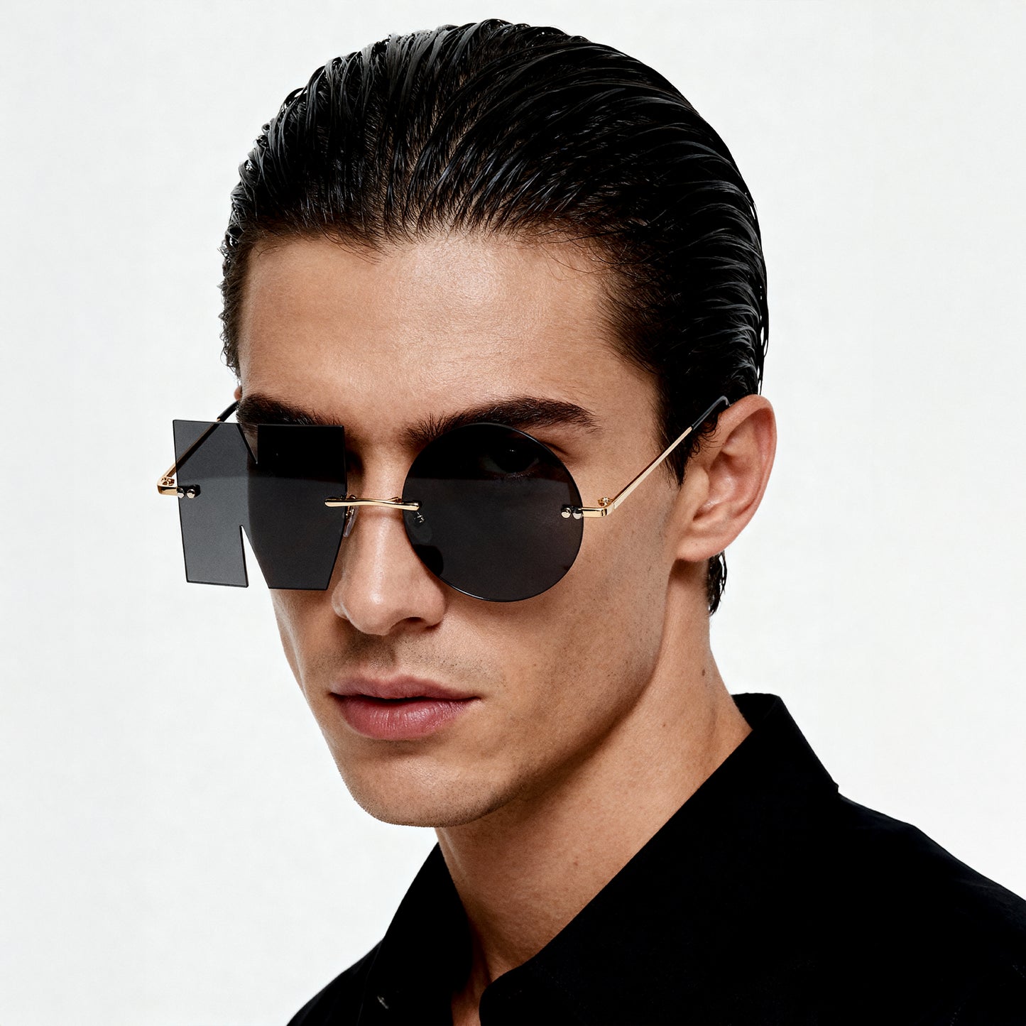 NO Carbon Asymmetric statement Unisex sunglass